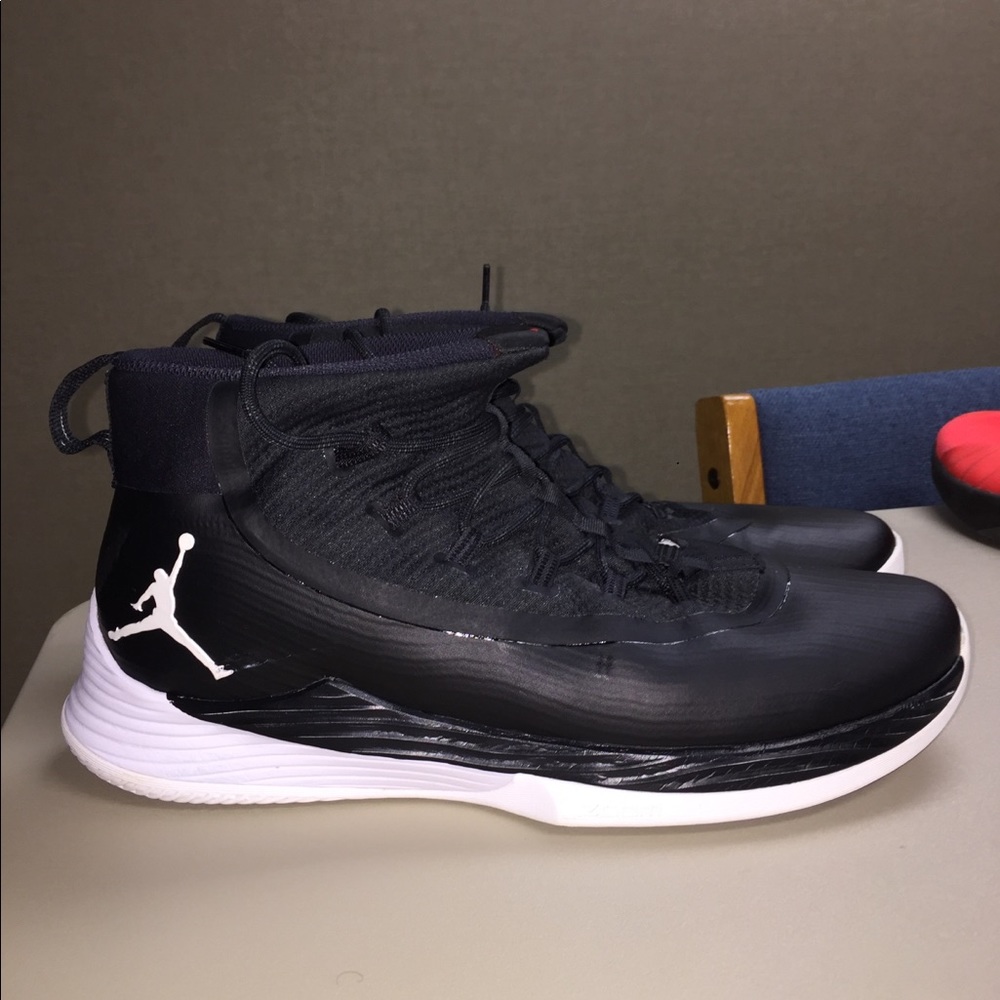 ***SOLD***Men’s Air Jordan Ultra Fly 2 shoes